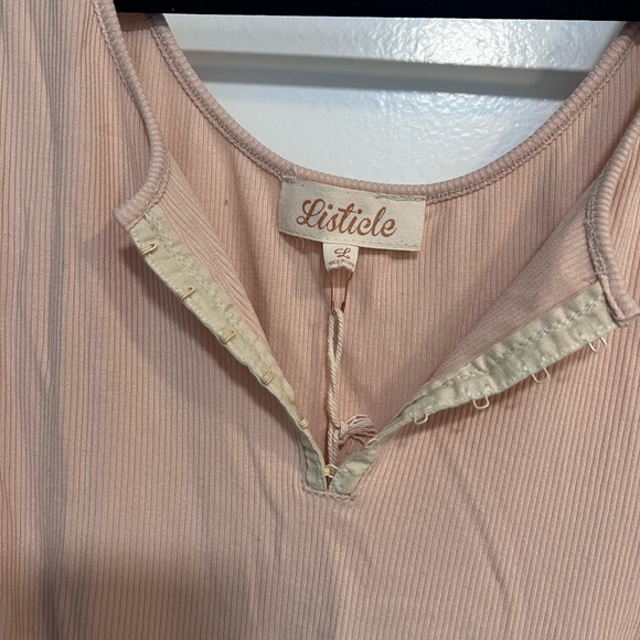 Listicle Blush Ribbed Top - Picture 2 of 3